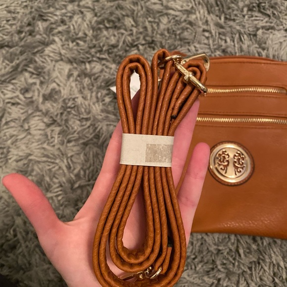 Purse - Picture 2 of 4